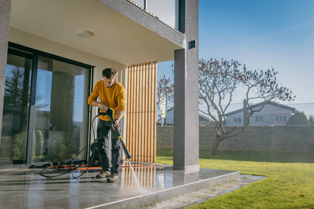  East Dubuque, IL Pressure Washing Pros